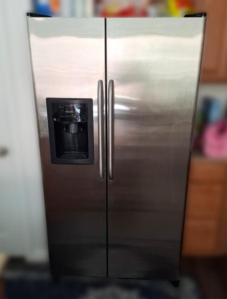 GE Refrigerator Repair in Las Vegas (GSH25JSXLSS)