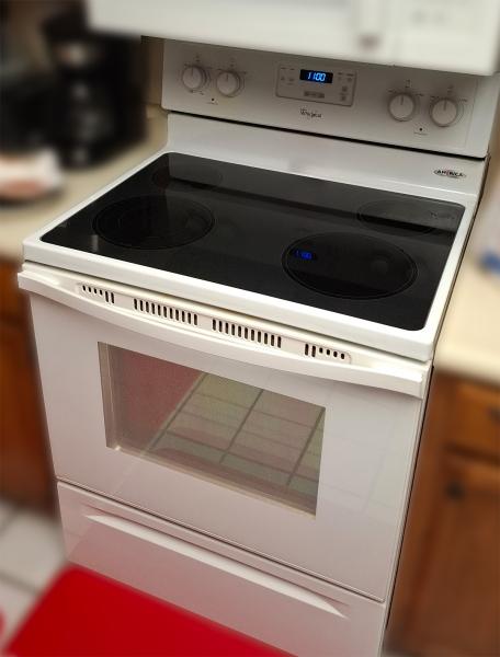 Whirlpool Electric Range Repair in Las Vegas (WFE510S0AW)