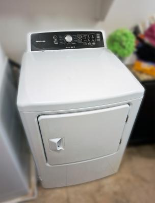 Frigidaire FFRG4120SW Dryer