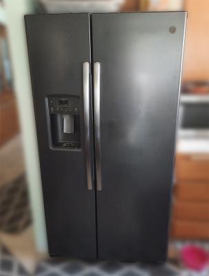 GE GSE25HEMJHDS Refrigerator